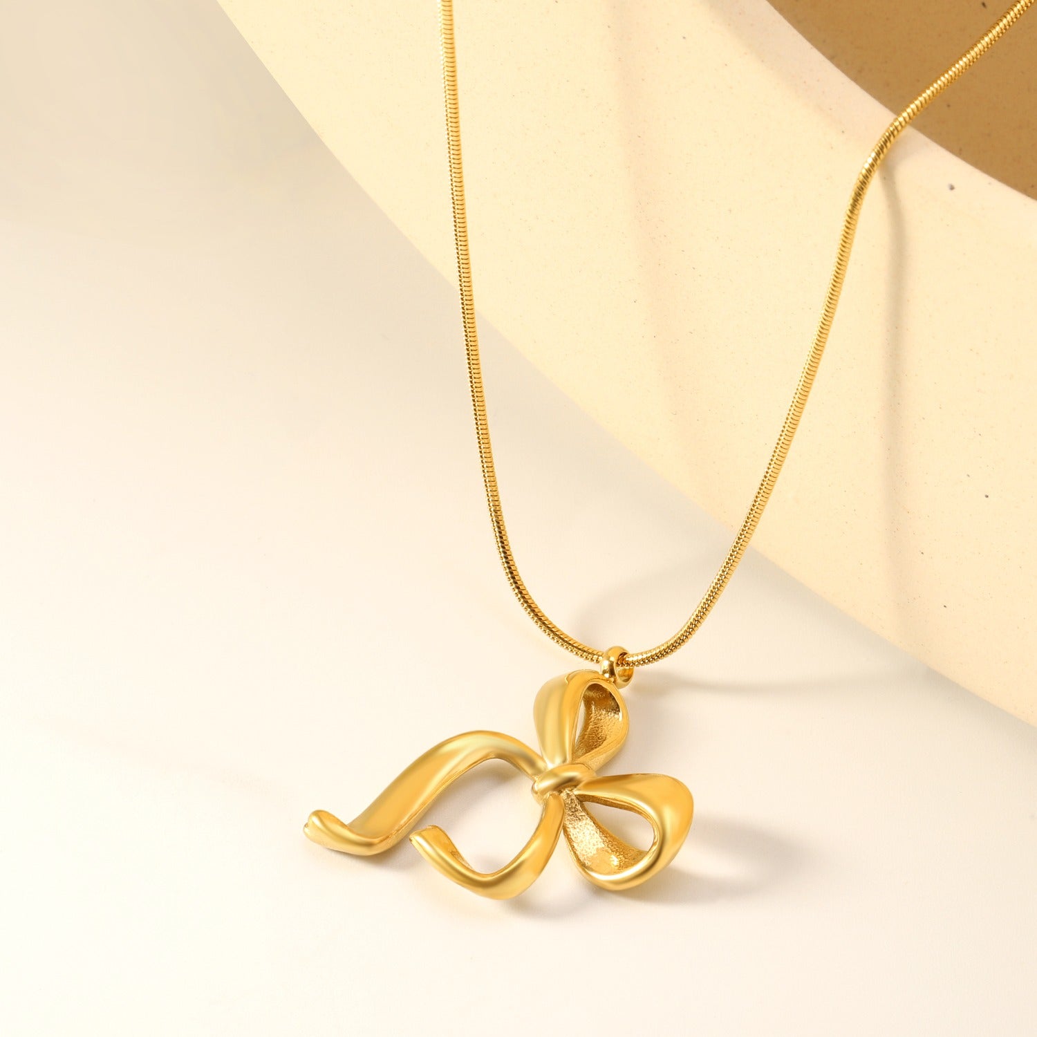 Nur Bow Charm Necklace