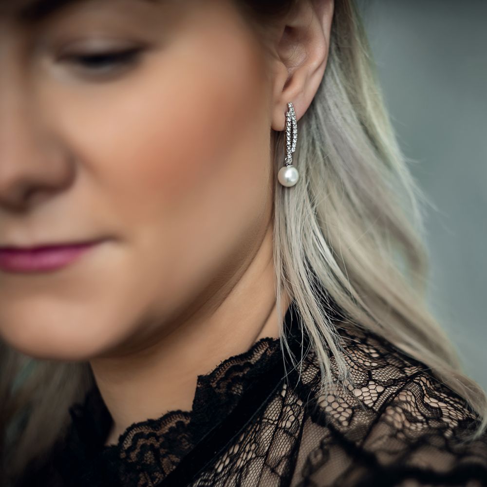 UNDER THE WHITE PEARLS SWAROVSKI® CRYSTAL EARRINGS